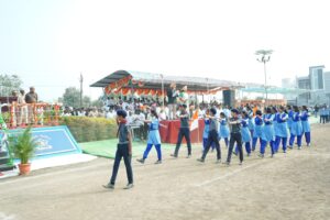 Read more about the article वाशोम जिल्हा पोलीस दल प्रजासत्ताक दिन परेड पण ग्रुप ऍक्टिव्हिटी बाबत