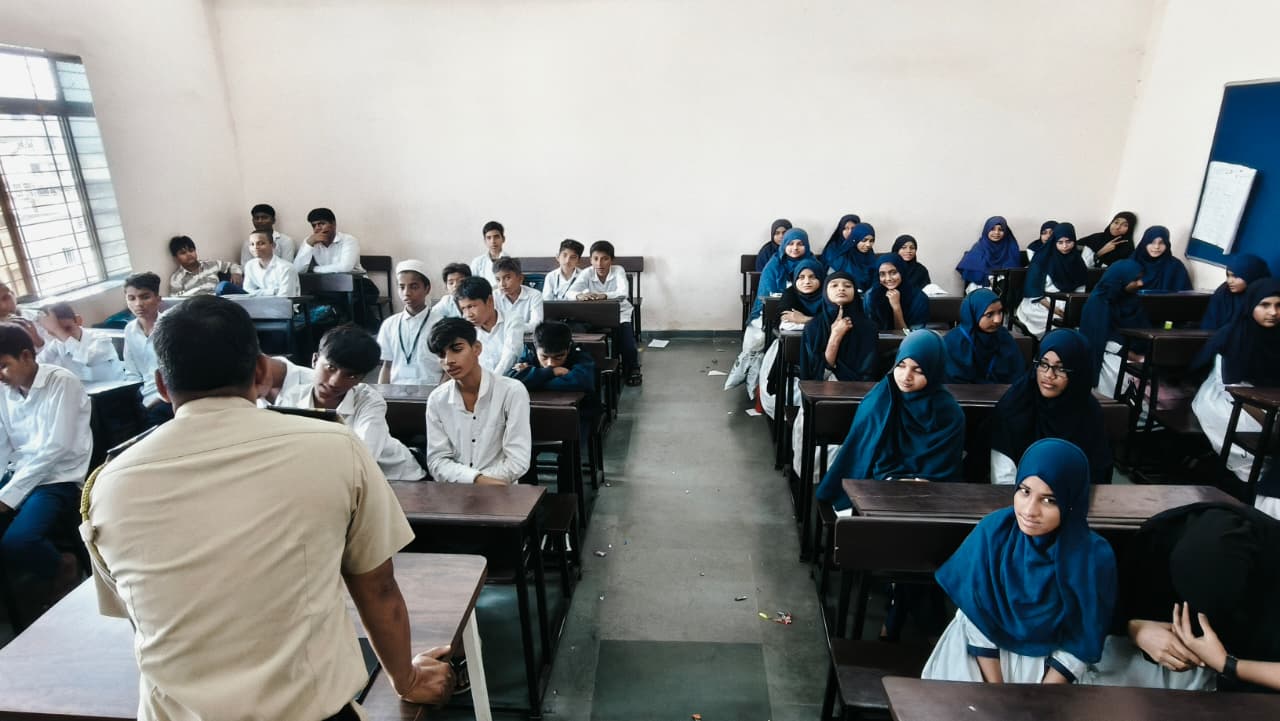 Read more about the article पोलीस आयुक्तालय , ठाणे शहरभिवंडी महानगरपालिका अंतर्गत असलेली उर्दू माध्यमिक विद्यालय