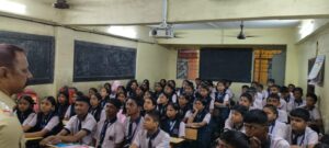 Read more about the article पोलीस आयुक्तालय , ठाणेशहर
शेठ पडवळ मराठी माध्यमिक शाळा पडवळनगर ठाणे  येथे