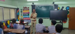 Read more about the article दिनांक 07-04-2026 रोजी सकाळी 08-00ते 09-25वा. पावेतो    वागळे इस्टेट पोलीस स्टेशन हद्दीतील म.न.पा. मराठी माध्यमिक शाळा  क्रमांक 18 परबवाडी ठाणे येथे ” स्टुडंट पोलीस कॅडेट ” या कार्यक्रम अंतर्गत प्रशिक्षण कार्यशाळा घेण्यात आली.