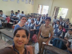 Read more about the article 07-04-2026 रोजी सकाळी 10-30 ते 11-30वा. पावेतो  कोळसेवाडी पोलीस स्टेशन हद्दीतील नूतन ज्ञान मंदिर शाळा कल्याण पूर्व अ गट येथे ” स्टुडंट पोलीस कॅडेट ” या कार्यक्रम अंतर्गत प्रशिक्षण कार्यशाळा घेण्यात आली.