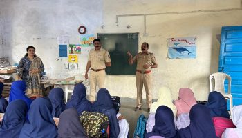 दिनांक – 03/07/2024 रोजी student police cadet , programme ठाणे शहर अंतर्गत निजामपूरा उर्दु शाळा , भिवंडी, जिल्हा ठाणे येथील इ. 8 वी, 9 वी . चे विद्यार्थ्यांना शिस्त आणि महाराष्ट्र पोलीस या विषयावर मागदर्शन केले.
