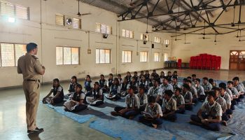 वर्तकनगर पोलीस ठाणे अंकित थिराणी मराठी माध्यमिक विद्यालय येथे