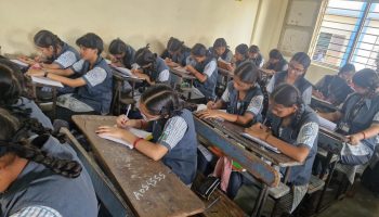 कोळसेवाडी पोलीस ठाणे अंतर्गत नूतन ज्ञान मंदिर शाळा कल्याण पूर्व ब गट