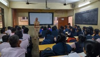 दिनांक 11-07-2026 रोजी 08-00 ते 09-00वा. पावेतो श्रीनगर पोलीस स्टेशन हददीतील शेठ पडवळ मराठी माध्यमिक शाळा पडवळ नगर ,ठाणे   येथे ” स्टुडंट पोलीस कॅडेट ” या कार्यक्रम अंतर्गत प्रशिक्षण कार्यशाळा घेण्यात आली.